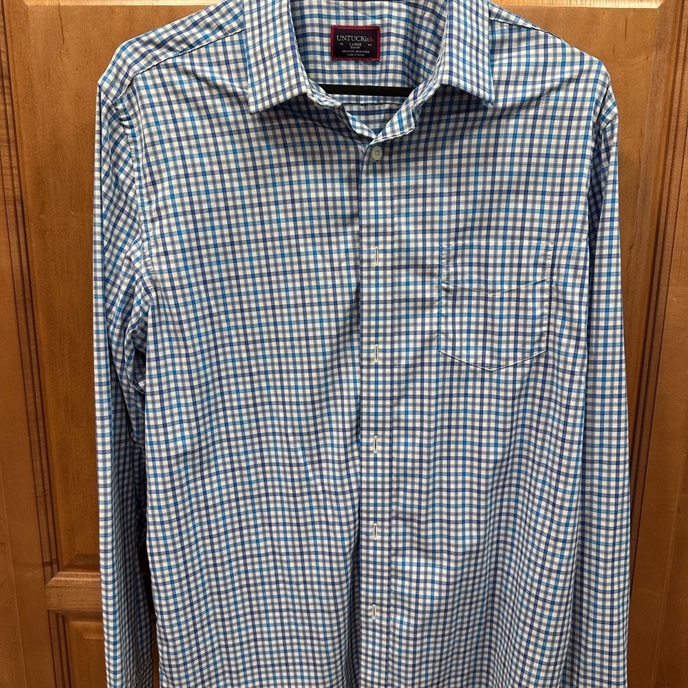 UNTUCKit Men's Blue and White Plaid Slim Fit Shirt